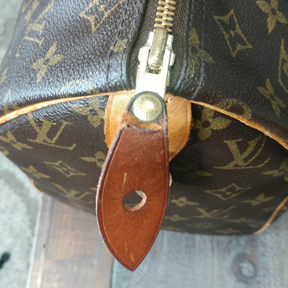 LOUIS VUITTON SPEEDY 30 *AUTHENTIC* - Picture 9 of 17